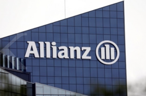 Keuntungan Memilih Asuransi yang Ditawarkan Direktur Allianz
